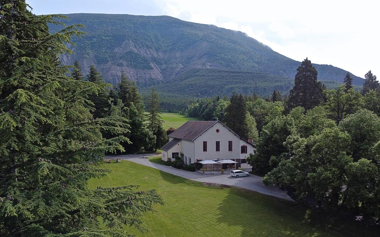 Bed and Breakfast La Source Saint-Pierre-d'Argencon Экстерьер фото