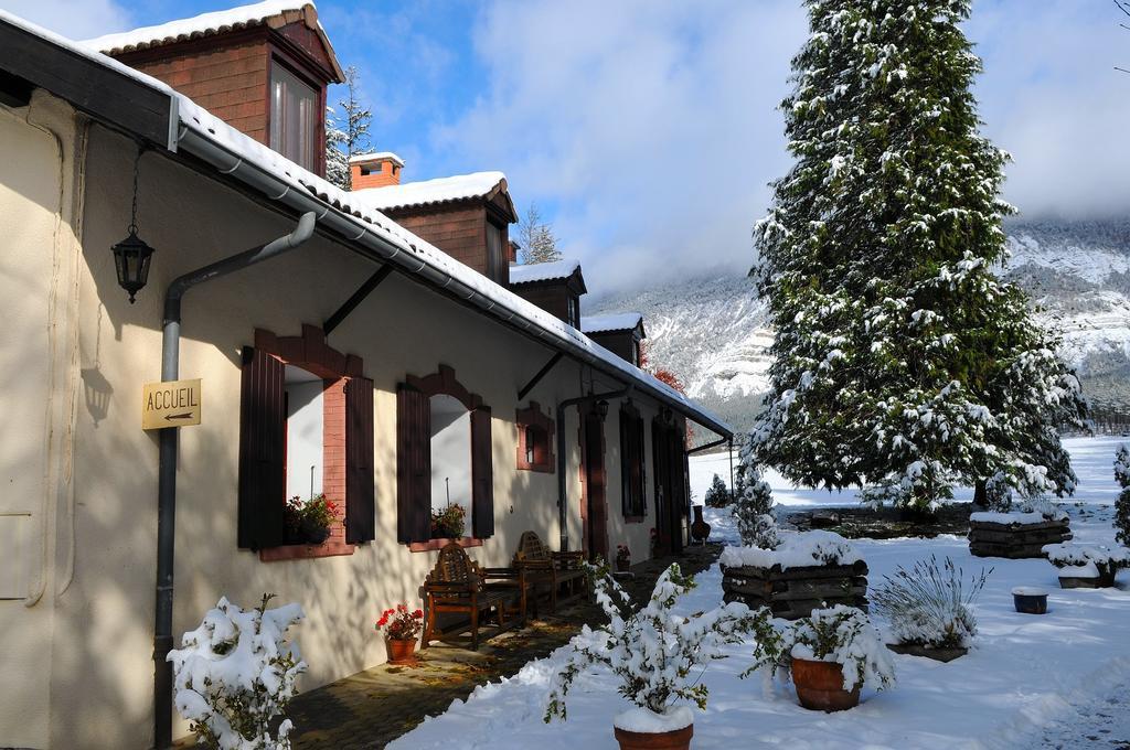 Bed and Breakfast La Source Saint-Pierre-d'Argencon Экстерьер фото